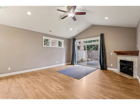 1020 N Juniper Street Canby OR 97013