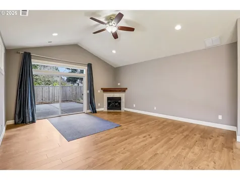 1020 N Juniper Street Canby OR 97013