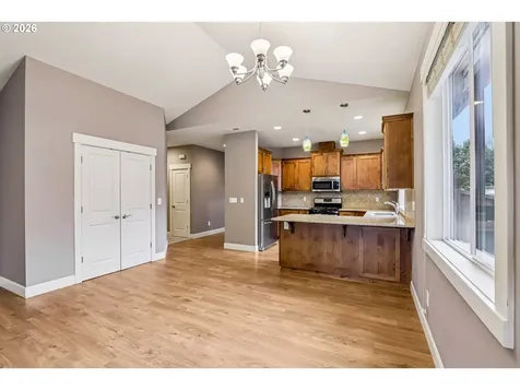 1020 N Juniper Street Canby OR 97013