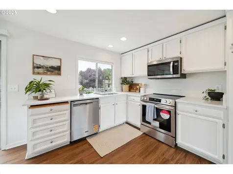 812 SE Olympia Drive Vancouver WA 98683