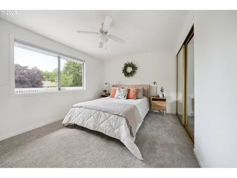 812 SE Olympia Drive Vancouver WA 98683