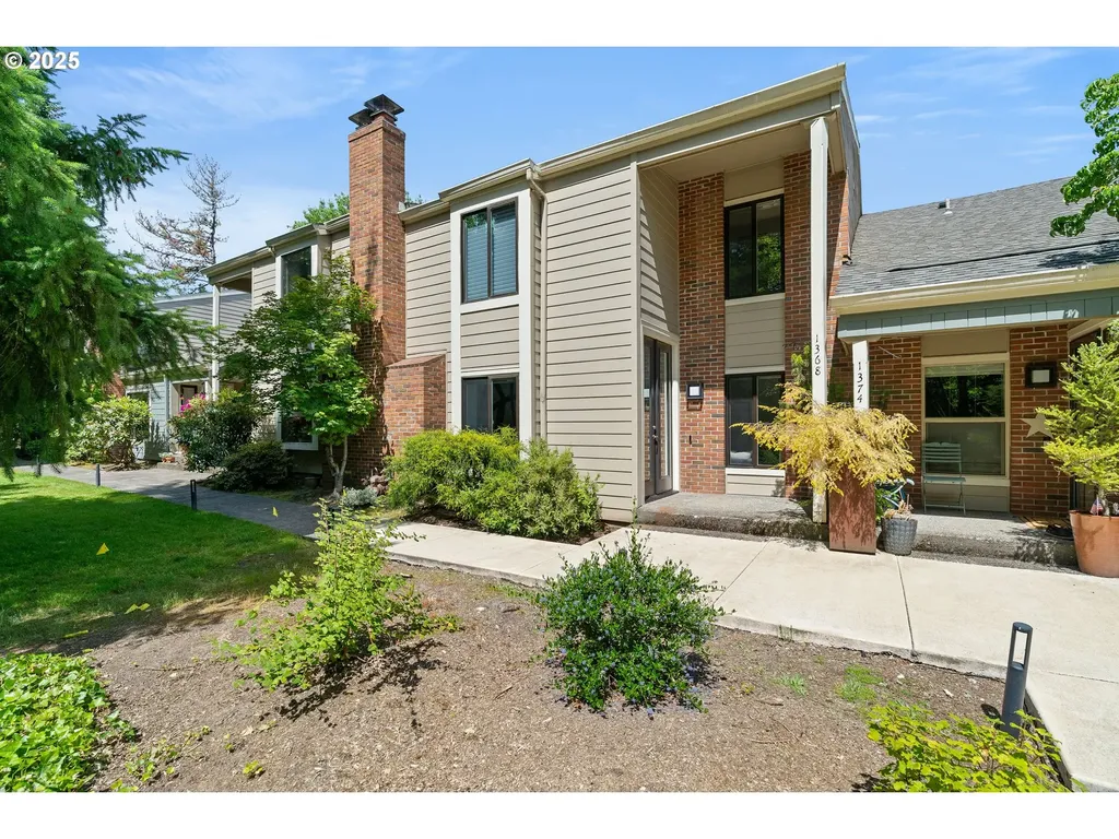 1368 Boca Ratan Drive Lake Oswego OR 97034