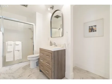 1368 Boca Ratan Drive Lake Oswego OR 97034