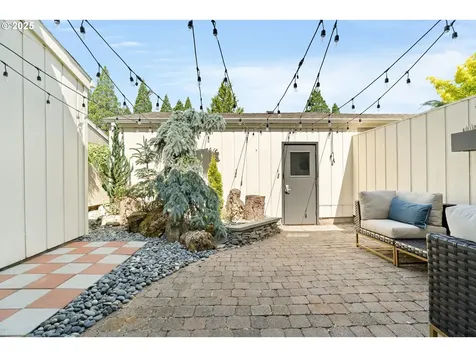 1368 Boca Ratan Drive Lake Oswego OR 97034