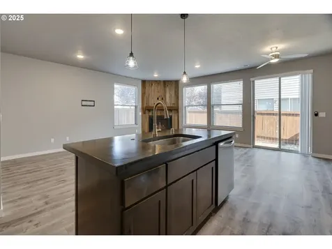 12202 NE 115th Street Vancouver WA 98682