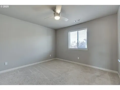 12202 NE 115th Street Vancouver WA 98682