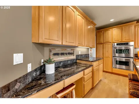 13704 NW 47th Avenue Vancouver WA 98685