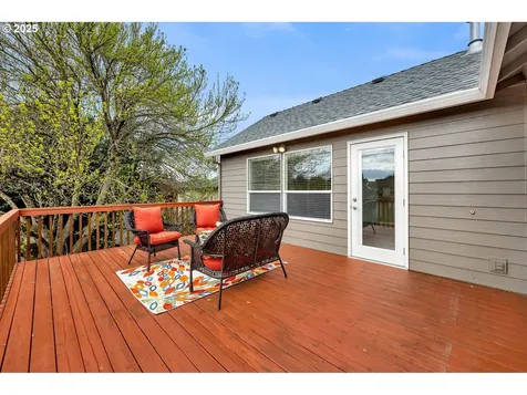 13704 NW 47th Avenue Vancouver WA 98685