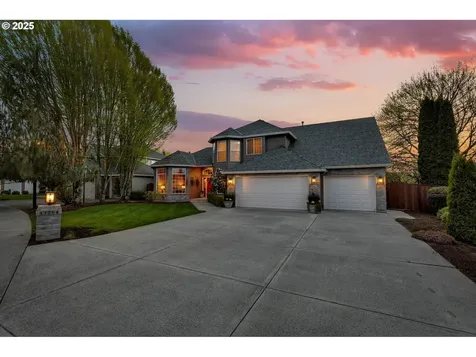 13704 NW 47th Avenue Vancouver WA 98685