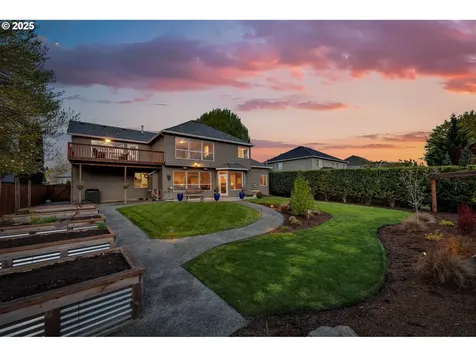 13704 NW 47th Avenue Vancouver WA 98685