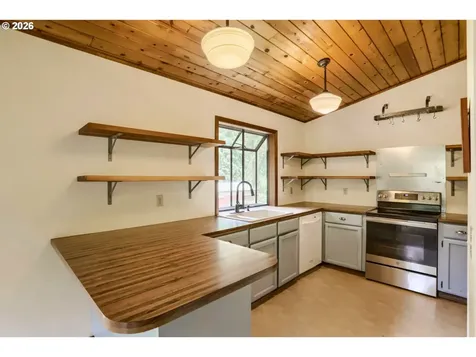 39105 SE Gordon Creek Road Corbett OR 97019