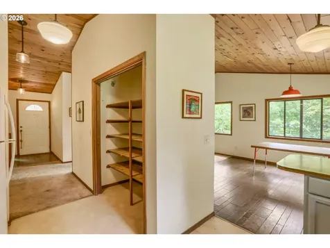 39105 SE Gordon Creek Road Corbett OR 97019