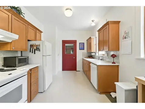 232 NE 57th Avenue Portland OR 97213