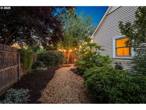 232 NE 57th Avenue Portland OR 97213
