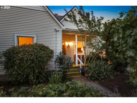 232 NE 57th Avenue Portland OR 97213