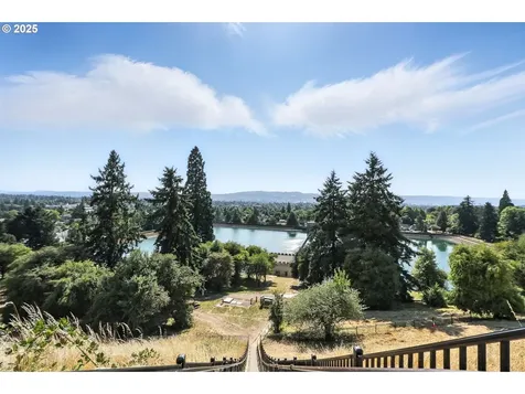 232 NE 57th Avenue Portland OR 97213