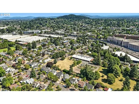 232 NE 57th Avenue Portland OR 97213