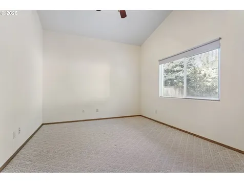 1617 SE 180th Avenue Vancouver WA 98683