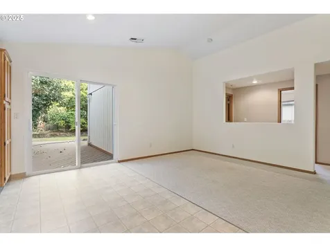 1617 SE 180th Avenue Vancouver WA 98683