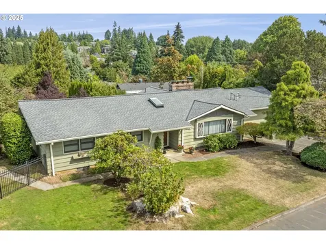 1616 NW 75th Street Vancouver WA 98665