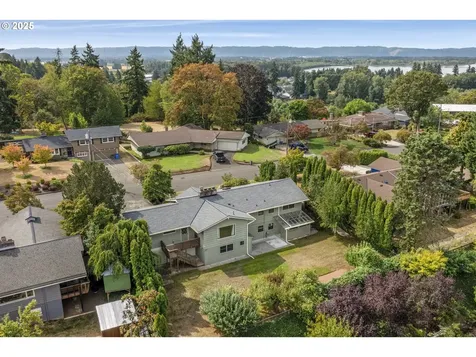 1616 NW 75th Street Vancouver WA 98665