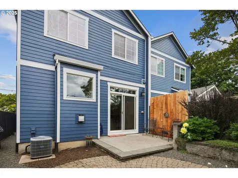 4516 SE Ogden Street Portland OR 97206