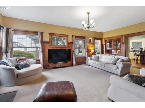 1329 C Street Washougal WA 98671