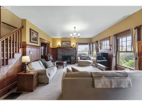 1329 C Street Washougal WA 98671