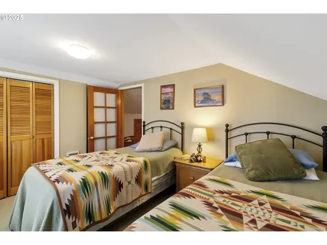 1329 C Street Washougal WA 98671