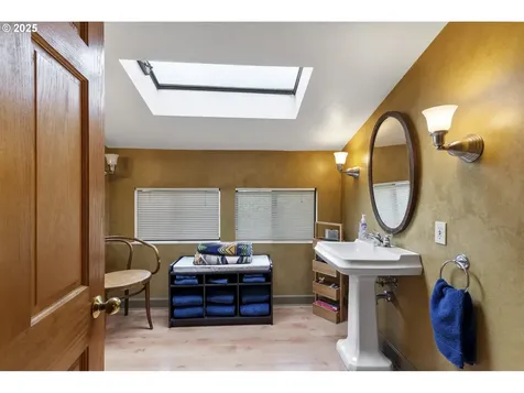 1329 C Street Washougal WA 98671