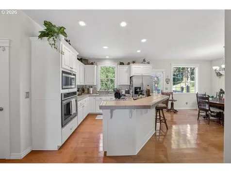 160 Melrose Terrace Lane Roseburg OR 97471