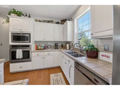 160 Melrose Terrace Lane Roseburg OR 97471