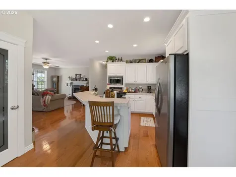 160 Melrose Terrace Lane Roseburg OR 97471