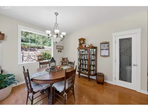 160 Melrose Terrace Lane Roseburg OR 97471
