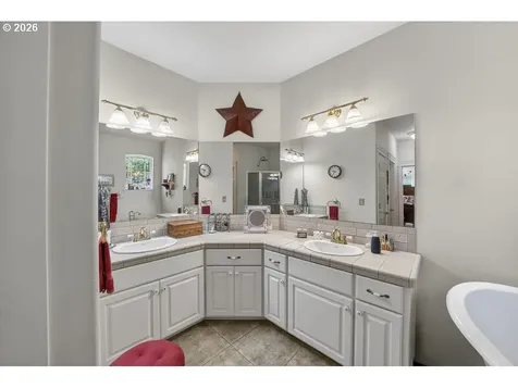 160 Melrose Terrace Lane Roseburg OR 97471
