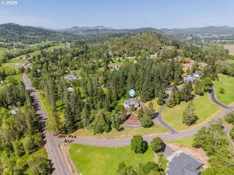 160 Melrose Terrace Lane Roseburg OR 97471