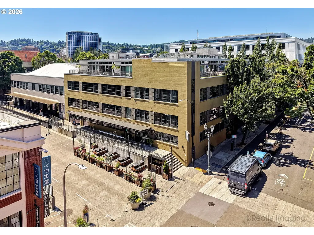 323 NW 13th Avenue Portland OR 97209