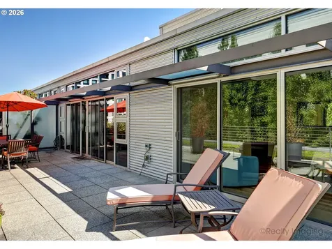 323 NW 13th Avenue Portland OR 97209