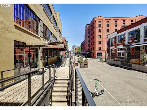 323 NW 13th Avenue Portland OR 97209
