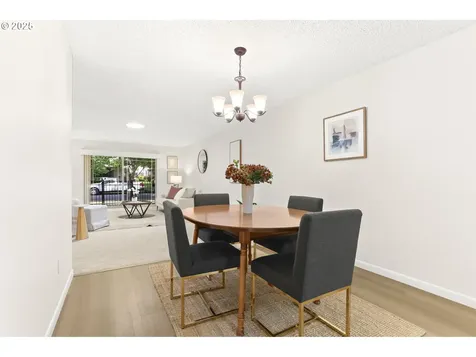 15765 SW Greens Way Portland OR 97224