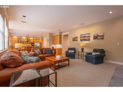 12743 NW Creekview Drive Portland OR 97229
