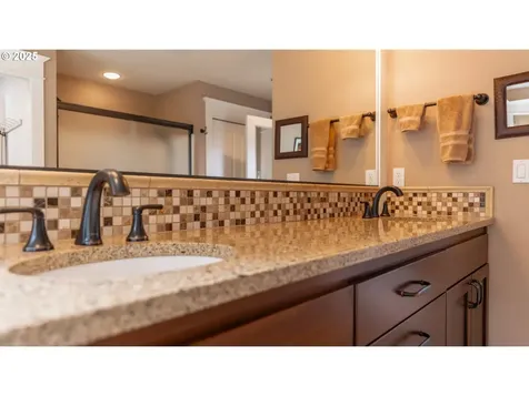 12743 NW Creekview Drive Portland OR 97229