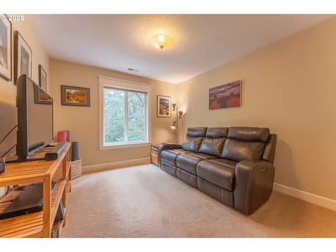 12743 NW Creekview Drive Portland OR 97229