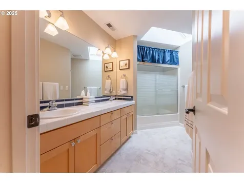 12743 NW Creekview Drive Portland OR 97229