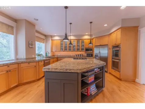 12743 NW Creekview Drive Portland OR 97229