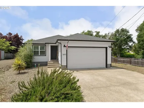 1410 NW Keasey Street Roseburg OR 97471