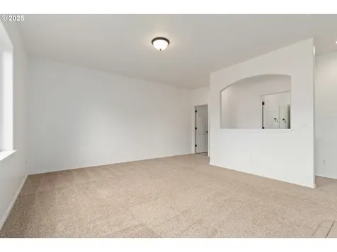5752 Peridot Way Springfield OR 97478