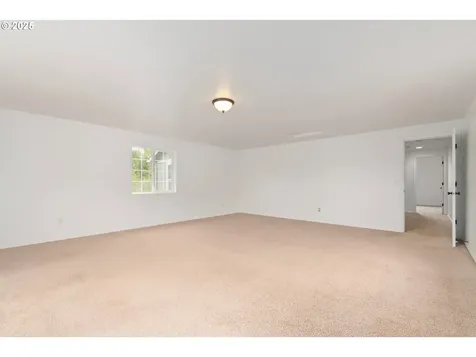 5752 Peridot Way Springfield OR 97478
