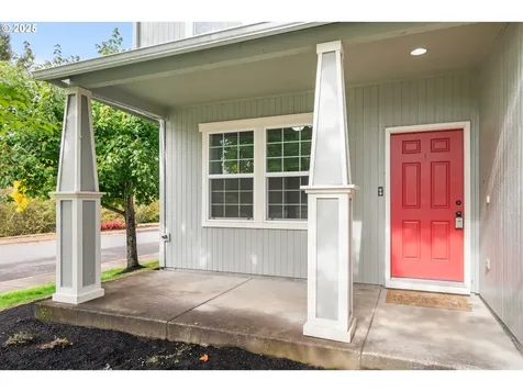 5752 Peridot Way Springfield OR 97478