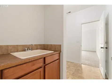 5752 Peridot Way Springfield OR 97478